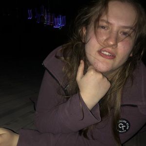 Meet your Posher, Clara